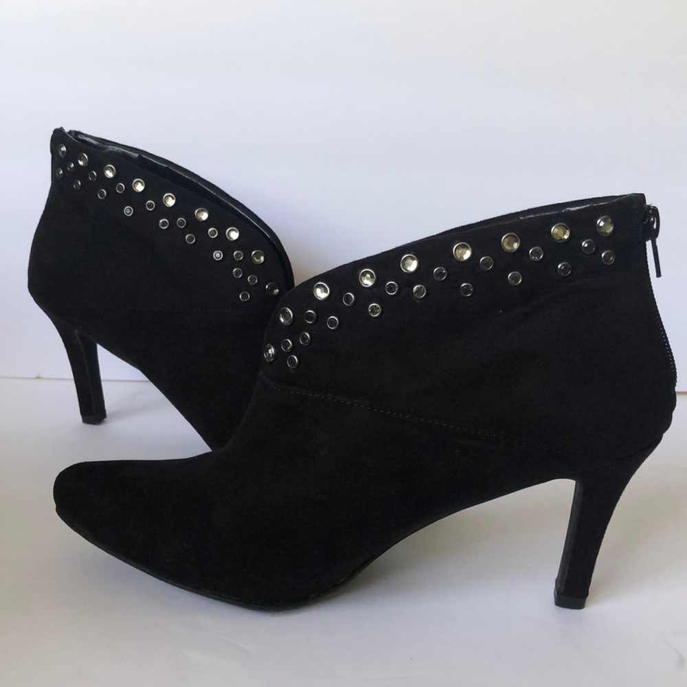 Madeline Black Microsuede Ankle Booties 9.5 NEW